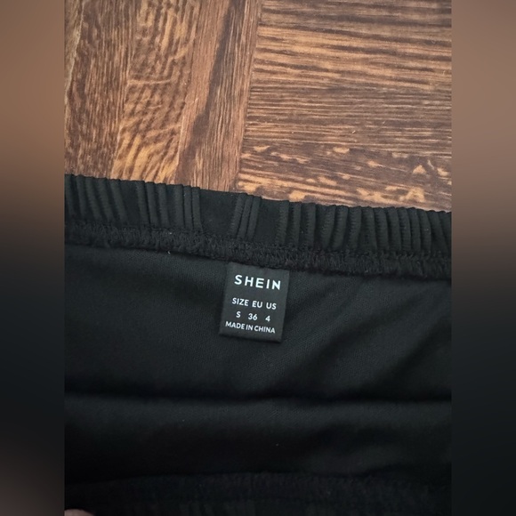 SHEIN ICON BODYCON MINI SKIRT IN BLACK *SKIRT ONLY* SIZE S TEXTURE KNIT FABRIC - Picture 8 of 8